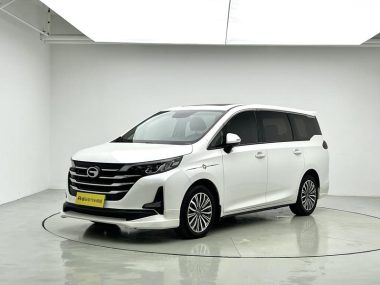 GAC Trumpchi M6 2020, фото 1