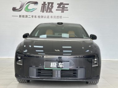 Li Auto i6 2WD Standard Edition — фото 2