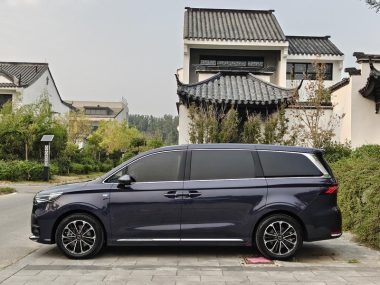 Roewe iMAX8 400TGI Supreme Series Prestige — фото 4