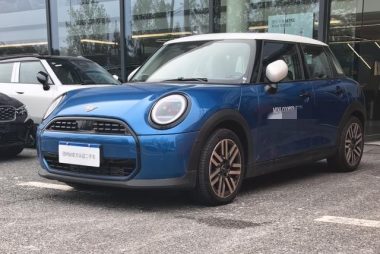 MINI 2026, фото 1