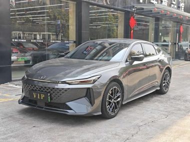 Changan UNI-V iDD 2024, фото 1