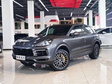 Porsche Cayenne 2020, фото 1