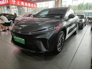 Rising Auto R7 2023, фото 1