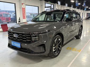 Ford Edge 2025, фото 1