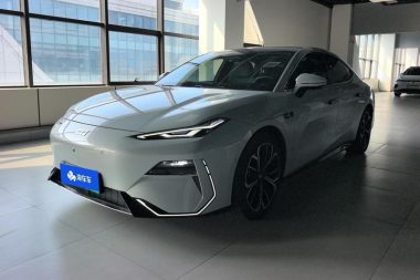 Geely Galaxy E8 2025, фото 1