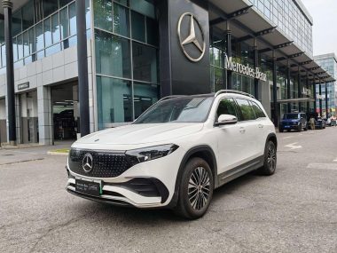 Mercedes-Benz EQB 2025, фото 1
