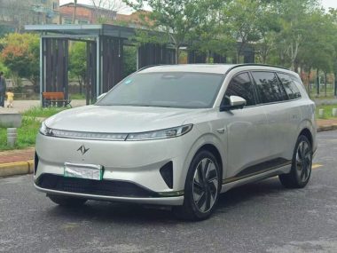Dongfeng eπ 008 2024, фото 1