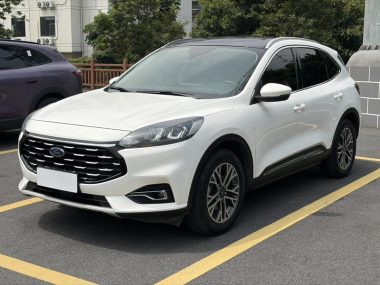 Ford Escape 2020, фото 1