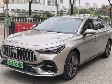 Geely Galaxy Starshine 6 2025, фото 1
