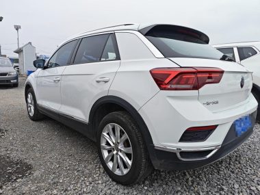 Volkswagen T-Roc 280TSI DSG 2WD Elite PLUS — фото 4