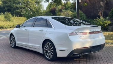 Lincoln MKZ 2.0T VI — фото 4