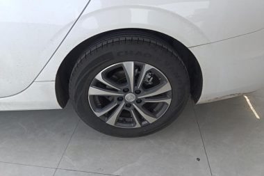 Changan Eado PLUS 1.4T DCT — фото 4
