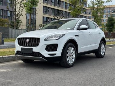 Jaguar E-PACE 2018, фото 1