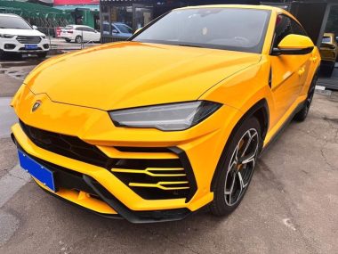 Lamborghini Urus 2021, фото 1