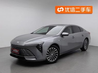 Buick LaCrosse 2023, фото 1