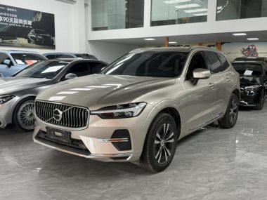 Volvo XC60 2024, фото 1