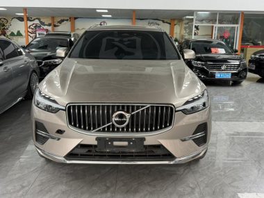 Volvo XC60 B5 4WD Zhiyi Luxury — фото 2