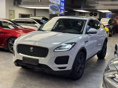 Jaguar E-PACE 2019, фото 1