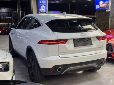 Jaguar E-PACE P250 S — фото 3