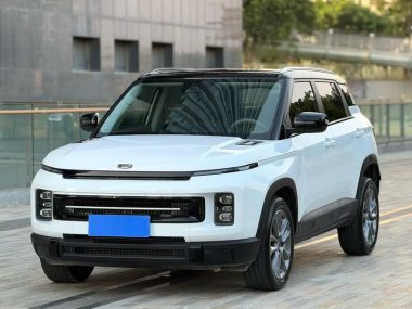 Geely ICON 2025, фото 1