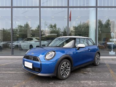 MINI 2025, фото 1
