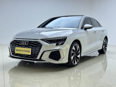 Audi A3 2022, фото 1