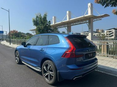 Volvo XC60 T5 4WD Zhiyuan Sport — фото 4