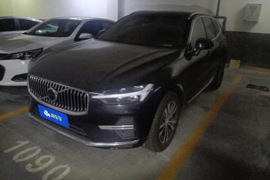 Volvo XC60 2024, фото 1