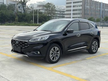 Ford Escape 2022, фото 1