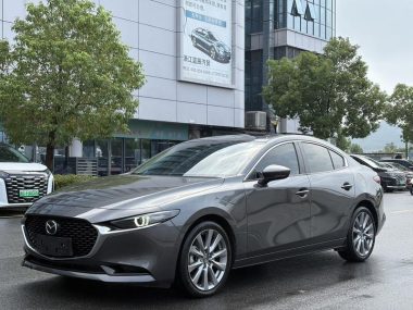 Mazda 3 2024, фото 1