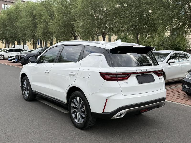 Geely Yuanjing X6 PRO 1.4T — фото 3