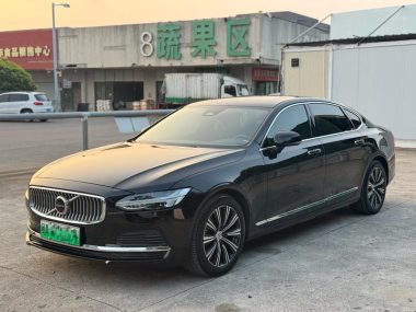 Volvo S90 2022, фото 1