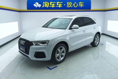 Audi Q3 2018, фото 1