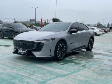 Mazda EZ-6 2024, фото 1