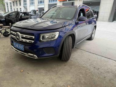 Mercedes-Benz GLB 2021, фото 1