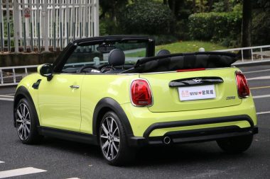 MINI MINI 1.5T COOPER CABRIO Sidewalk — фото 4