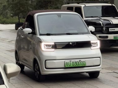 Wuling MINI EV Convertible — фото 3