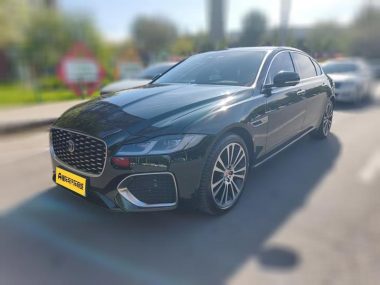 Jaguar XFL 2022, фото 1