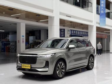 Li Auto ONE 2022, фото 1