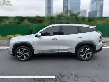 Geely Boyue L 1.5TD DCT — фото 4