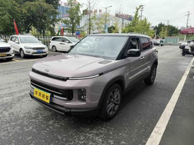 Geely ICON 2025, фото 1