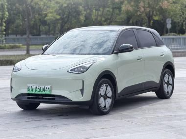 Geely Galaxy Starwish 2024, фото 1