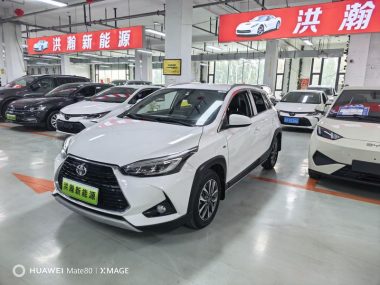 Toyota Yaris L 2022, фото 1