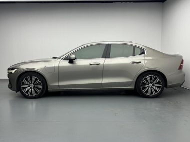 Volvo S60 T8 E — фото 4