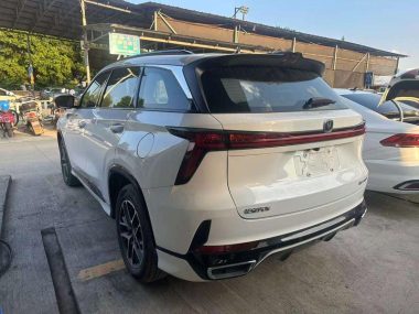 Changan CS75 PLUS Gen 3 1.5T AT Premium — фото 4