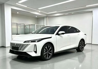 Changan Eado 2024, фото 1