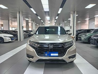 Honda UR-V 370TURBO — фото 2