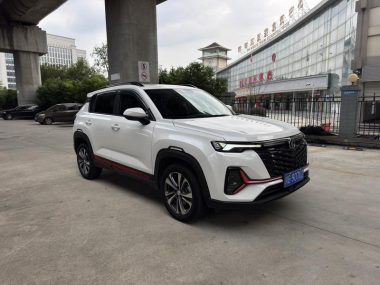 Changan CS35 PLUS NE 1.4T DCT — фото 3