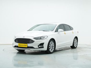 Ford Mondeo 2021, фото 1
