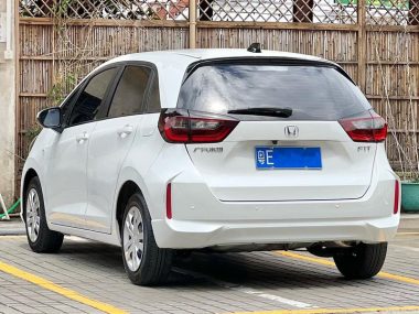Honda Fit 1.5L CVT Trend Enjoy — фото 4